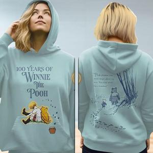 <span class=keywords><strong>Felpa</strong></span> <span class=keywords><strong>con</strong></span> Cappuccio Oversize Personalizzata <span class=keywords><strong>con</strong></span> Stampa Sublimatica Orso Cartone Animato 100° Anniversario, <span class=keywords><strong>con</strong></span> Tasca a Canguro Bianca - Product Image 4