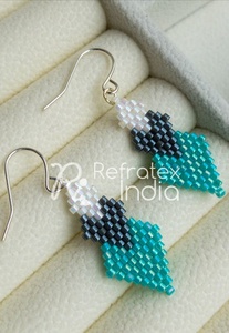 ต่างหูลูกปัดที่มีสีสันสวยงามในราคาขายส่ง - Product Image 6