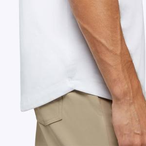 Polos con dobladillo curvo unisex Material de polialgodón duradero Aspecto elegante para todas las edades Perfecto para bordado de logotipo personalizado - Product Image 5