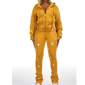 Conjunto Deportivo Ajustado para Mujer, Traje de Entrenamiento de Tela Flexible para Movimiento Activo y Ejercicio - Product Image 2