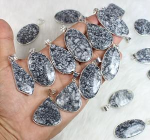 สร้อยคอจี้แจสเปอร์สไตล์โบฮีเมียนแบบพิโนลิธประดับอัญมณีธรรมชาติพร้อมตัวเรือนชุบเงิน - Product Image 5