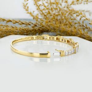 สร้อยข้อมือทองคำ18K ทำจากเพชรธรรมชาติกำไลข้อมือทรงกลมแบบยกสูงโดยผู้ผลิตอินเดีย - Product Image 3