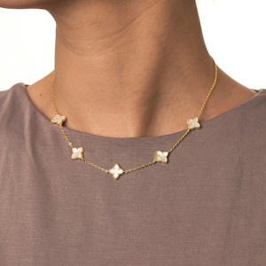 Joyería chapada en oro para mujer, trébol de cuatro hojas, Collar de plata de ley 925, <span class=keywords><strong>colgante</strong></span> de <span class=keywords><strong>piedra</strong></span> <span class=keywords><strong>blanca</strong></span> - Product Image 2