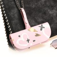 Étui à lunettes en cuir PU personnalisé avec impression mignonne, portable, à suspendre, pochette souple de protection pour lunettes avec sangle