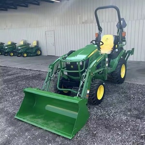รถตัดหญ้าจอห์น เดียร์ 23 แรงม้า คุณภาพดี พร้อมที่ตักด้านหน้า รถขุดหลัง ปั๊มและเครื่องยนต์ควบคุมดิจิตอล - Product Image 1