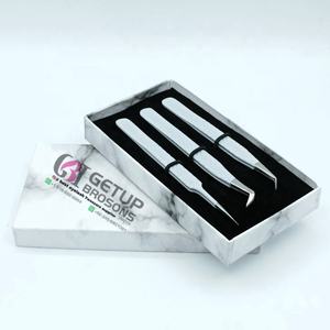 Pince à cils professionnelle en acier inoxydable, nouvelle version russe, à poudre blanche, antistatique, à dents, 45 degrés, pour volume, vente en gros - Product Image 1