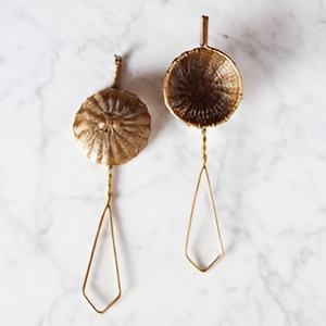 Passoire à thé moderne en laiton tissé à la main avec maille métallique fine Infuseur à thé à feuilles mobiles Ustensiles de cuisine Passoire à thé - Product Image 6