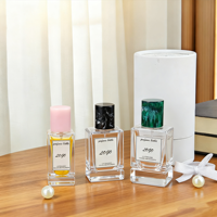 Bouteille de parfum carrée transparente personnalisée de luxe en gros d'usine, bouteille de parfum en verre rectangulaire clair de luxe de 30ml 50ml 100ml