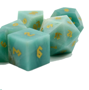Dés en pierre de haute qualité, amazonite, cristal naturel, pierres de guérison reiki, pierres gravées, ensemble de dés personnalisés, cristal viking. - Product Image 3