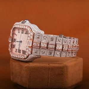 Différentes formes Moissanite clouté cadran carré montre glacée double couleur ton Hip Hop rappeur automatique poignet montre de luxe - Product Image 3