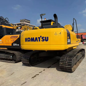 Excavadora Komatsu de segunda mano a la venta en Japón, maquinaria de construcción de calidad a precios asequibles - Product Image 1