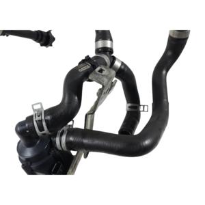 POMPE À EAU AUXILLAIRE VOLVO XC60 Série 31686005 D4204T14 Diesel 2000 (17>) - Product Image 5