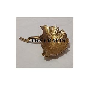 Fabuleux Design Feuille Plateau De Service Plat En Aluminium Or Couleur Chocolats Plateau Feuille Plat Pour Un Usage Domestique - Product Image 5