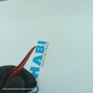 แหนบถอนขนคิ้วปลายแหลมสแตนเลสสีแดง HABI INDUSTRIES ทนทาน เป็นมิตรกับสิ่งแวดล้อม ป้องกันไฟฟ้าสถิต คุณภาพหรูหรา สำหรับการถอนขน - Product Image 3