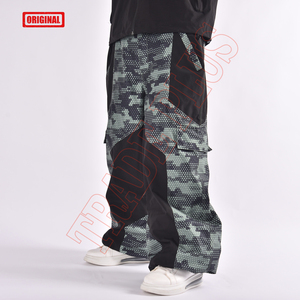 Custom 2026 Outdoor Snowboarding Pants Warm Winter Insulated Lightweight <b>Waterproof</b> Windproof Made From Polyester Fabric - Product Image 1