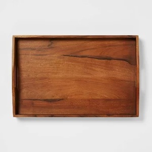 Bandejas elegantes de madera premium, rectangulares, de madera maciza, con asas, organizador y bandeja de almacenamiento para cocina, comedor y decoración del hogar. - Product Image 3