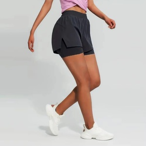 Nouvel arrivage : Shorts double couche pour femme en vente / Shorts double couche pour femme taille adulte à prix de gros pour vêtements décontractés et sportifs - Product Image 5