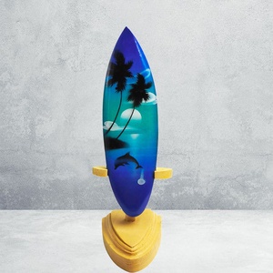 Artisanat en bois Planche <span class=keywords><strong>de</strong></span> <span class=keywords><strong>surf</strong></span> d'été Décor à la maison Ornements <span class=keywords><strong>de</strong></span> vacances <span class=keywords><strong>de</strong></span> style océanique Décorations en bois <span class=keywords><strong>de</strong></span> plage - Product Image 2
