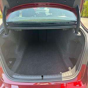 2021 M550i XDRIVE Volante a la Izquierda Asientos de Cuero Techo Solar Faros LED Autonomía de 601-700 km Batería de 90-110 kWh Motor de 150-200 kW - Product Image 4