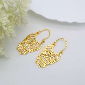 Pendientes de Aro de Calavera de Diablo a la Moda, Chapados en Oro 18K, de Latón, Estilo Gótico Punk, Venta al por Mayor para Mujer - Product Image 2