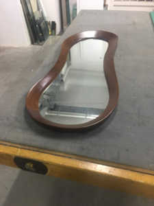 Espejo Redondo con Marco de Vidrio Art Deco KALATRI, Ecológico, Hecho a Mano, Moderno, Abstracto, Decoración de Pared - Product Image 3