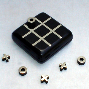 Juego de madera Tic Tac Toe-Mesa superior Decoración para sala de estar Juego divertido-Interior Exterior Adultos Juego de viaje clásico - Product Image 6