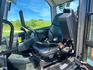 2023 JCB 3TS-8T Compact Mini Skid Steer Tracteur Chargeur 4x4 Perkins Moteur 2 Tonnes Chargeur Avant Dumper Crawler Mouvement Moteur Noyau - Product Image 5