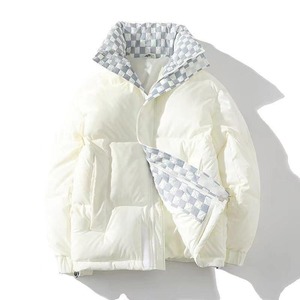 Veste matelassée à capuche coupe-vent et respirante de qualité supérieure pour homme, avec fermeture éclair et boutons personnalisés, idéale pour l'automne, manteau brillant tendance promotionnel - Product Image 4