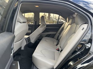 Toyota Camry SE Nightshade 2024 Usado en Buen Estado - Product Image 6