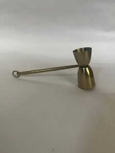 Jigger de Barra de Acero Inoxidable con Mango Largo y Acabado Dorado, Herramienta de Medición de Cócteles de Precisión con Agarre Fácil y Vertido Equilibrado - Product Image 3