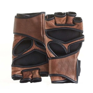Gants MMA durables pour adultes avec support de poignet et rembourrage respirant pour la boxe et l'entraînement - Product Image 3