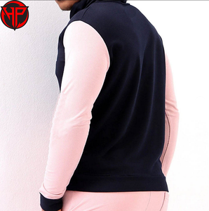 Ensemble sweat à capuche et short extensible au toucher doux, conçu pour la course à pied, la salle de sport et le port quotidien, ensembles sweat à capuche et short pour hommes - Product Image 3