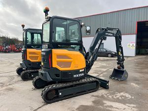 Nouvelles mini-pelles à moteur Kubota à vendre 1T, 2 tonnes, 3 tonnes excavatrices compactes à bas prix d'usine haute performance et durabilité - Product Image 3