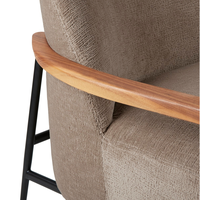 Fauteuil lounge moderne fait main avec structure en fer, assise et dossier en teck, revêtement en tissu doux, super confortable pour salon et appartement