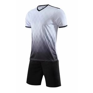 Vente chaude été T-shirt + short 2 pièces ensemble pour hommes décontracté Fitness Jogging Sportswear, enfants maillots de football ensembles d'entraînement - Product Image 3