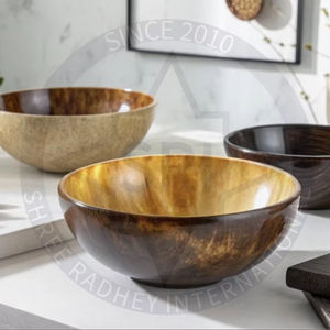 Tazón de Cuerno de Búfalo Natural Pulido de Primera Calidad, Hecho a Mano, Duradero, Ecológico, Seguro para Alimentos, en Caja - Product Image 1