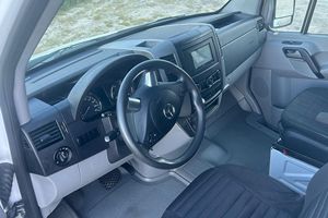 USADO LHD/RHD 2014 MERCEDES-BENZ SPRINTER 2500 - Product Image 3