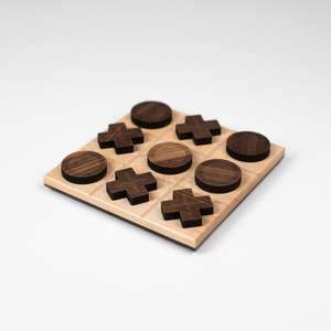 Juego educativo de tres en raya de madera útil para enseñar a los niños estrategia, razonamiento lógico, paciencia y espíritu competitivo - Product Image 6