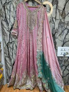 Fourniture en gros d'accessoires de vêtements vêtements ethniques robe pakistanaise pour robes de femmes costume pakistanais de fabricant indien - Product Image 5