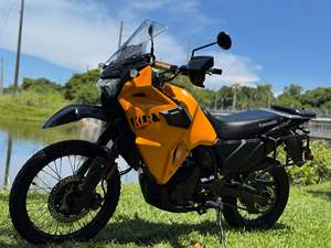 Kawasaki KLR 650 Traveler ABS d'occasion 2023 disponible à la vente - Product Image 5