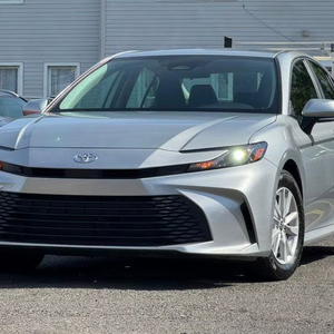 Clean 2024 para Camry XLE FWD Left Hand Drive - Product Image 1