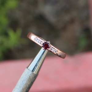Bague en grenat naturel 925 plaquée or rose 14 carats, pierre de naissance de janvier, élégante et tendance pour femmes - Product Image 4