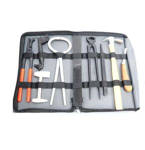 Kit d'équipement de fermeur de chevaux professionnel de haute qualité, sur mesure, en acier inoxydable, 7 pièces, réutilisable - Product Image 1