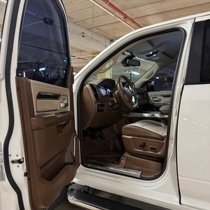 Camioneta Ram 2500 Laramie 2022 con Motor V8 de Alto Rendimiento - Product Image 3
