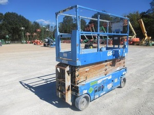 2016 GS-2632 Scissor Lift Premium Heavy Duty Industrial Equipment Wholesale Supply - Product Image 1