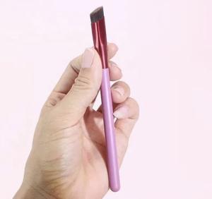 Pinceau à sourcils professionnel angulaire à manche rose, poils synthétiques, virole en aluminium épaissie, outil de maquillage pour teinture des sourcils - Product Image 1