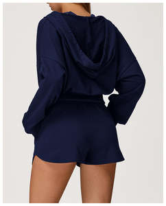 Vente en gros Vêtements de sport légers pour femmes Veste athlétique à capuche avec poches et fermeture éclair pour le yoga, la course à pied, la salle de sport - Product Image 6