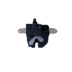 OPEL Corsa C 5P รุ่นที่ 2 (03>06) ชุดล็อคฝาท้าย 13317445 - Product Image 1