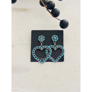 Pendientes Colgantes de Plata de Ley y Turquesa Kingman, Hechos en Navajo, con Forma de Corazón y Diseño de Racimo, Ideales para Regalo - Product Image 1