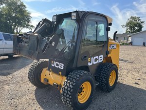 Jcb 175, 270, jcb 3t-8t स्किड डशीट लोडर कारखाने की कीमत मिनी स्किड स्टीड लोडर पर स्टैंड